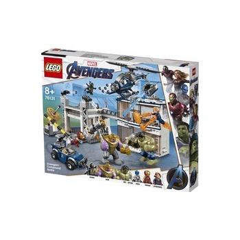 LEGO® Super Heroes 76131 Bitva o základnu Avengerů