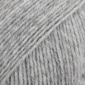 DROPS Design Fabel Uni Colour 115 Light Grey Плетива прежда (1070115)