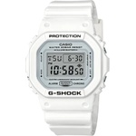 Casio DW-5600MW-7ER Часовници