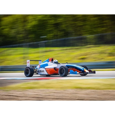 Jazda na formule F4 na Slovakia Ringu