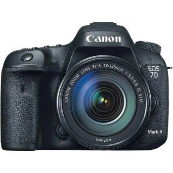 Canon EOS 7D Mark II + EF-s 18-135mm IS USM + EF 16-35mm IS USM