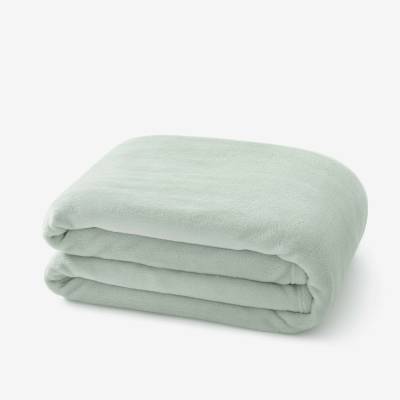 Goldea mikroplyšová deka deluxe šalviová 150x200
