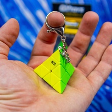 Přívěsek na klíče Pyraminx QiYi hlavolam na klíče