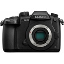 Цифрови фотоапарати Panasonic Lumix DC-GH5 + Lumix 12-60mm (DC-GH5MEG-K)