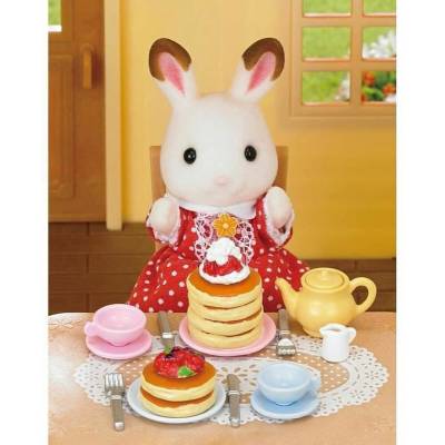 EPOCH Фигурки на Герои Sylvanian Families SYLVANIAN FAMILIES 5225 Pancake Gouter Set