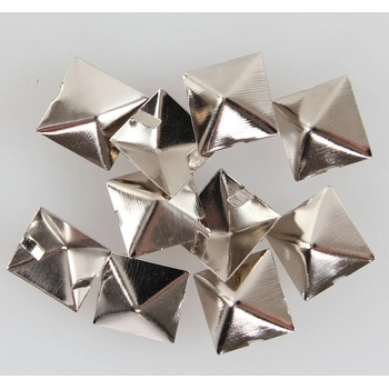 Black & metal метални пирамиди - 10pcs - CW-032