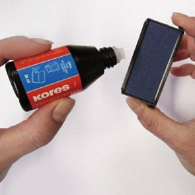 Kores Razítková poduška černá 11 x 7 cm – Sleviste.cz