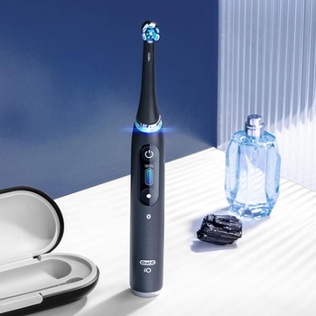 Image 1 of Oral-B iO Series 9 black onyx