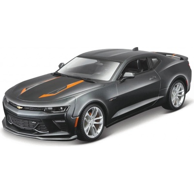 Maisto Chevrolet Camaro 50th Anniversary 2017 sivá 1:18