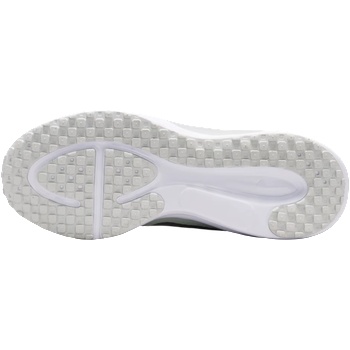 Nike Revolution 8