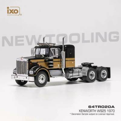 Kenworth W925 1970 ČernáIXO 1:64