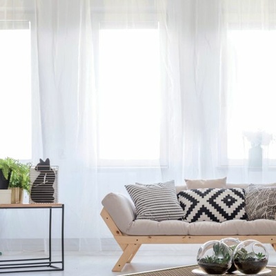 Voile Uni hotová záclona s riasiacou páskou biela Veľkosť: 300x175cm