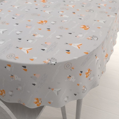 Biante Detský bavlna oválny obrus Sandra SA-699 Oranžové zvieratká Indiáni na sivom 50x100cm