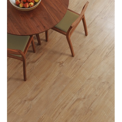 Amtico First 184,2 x 1219,2 mm Featured Oak 2 m²