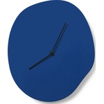 ferm LIVING Стенен часовник Melt син (1104266417)