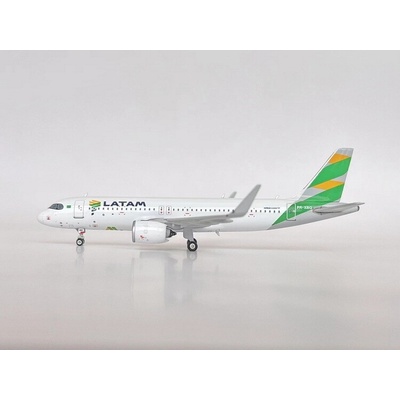 Phoenix A320-271N LATAM Airlines Brazil Brasil Flag Colors 1:400
