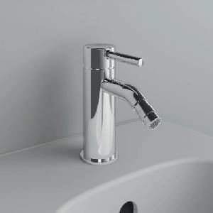 Ideal Standard Смесител за биде Ideal Standard Ceraline с лъскав хромиран метален клапан (BC197AA)