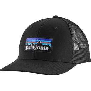 Patagonia Шапка с козирка Patagonia P-6 Logo Trucker Hat Cap - Black - размер One Size (204-6386-0111)
