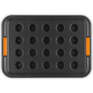 Le Creuset Форма за кексчета Cannele Le Creuset с незалепващо покритие 38, 7 см (46099000010000)
