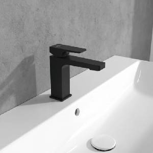Villeroy & Boch Смесител за умивалник Villeroy&Boch Architectura Square, матово черен (TVW125004000K5)