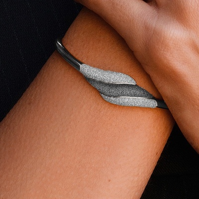 Rebecca Сребърна дамска гривна с диамантен прах Rebecca SJLBCA25 (SJLBCA25)