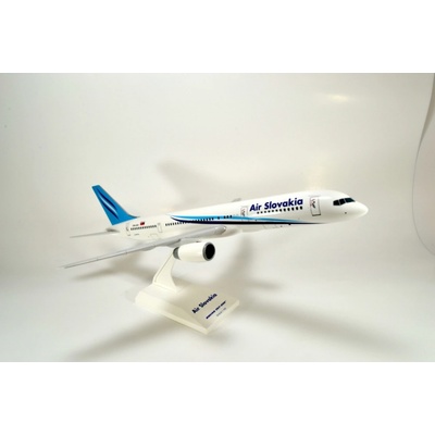 Skymarks Boeing B757 236 Air Slovakia Snap Fit 1:150