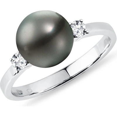 Klenota elegantný prsteň s tahitskou perlou a diamantmi z bieleho zlata k0309032