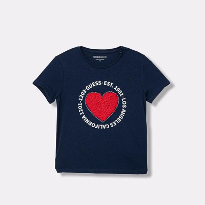GUESS Тениска в тъмно синьо за момиче с червено текстилно сърце и надписи Guess