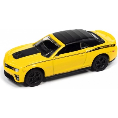 Johnny Lightning Chevrolet Camaro ZL1 2013 žlutá 1:64