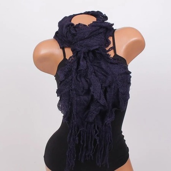 Image 1 of Дамски шал в тъмносиньо с къдрици и ресни