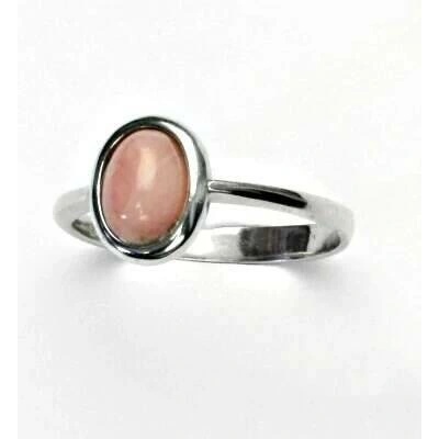 Čištín Zlatý prsten bílé i žluté zlato přírodní růžový opál T 1355