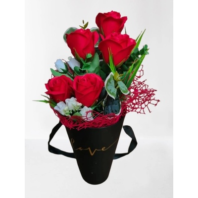 КУТИЯ , , ЛЮБОВ, , СЪС ЧЕРВЕНИ ВЕЧНИ РОЗИ