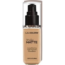 L.A. Colors Truly Matte zmatňujicí make-up CLM352 Natural 40 ml