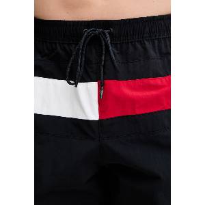 Tommy Hilfiger плувни шорти мъжки (UM0UM03935)