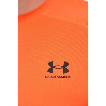 Under Armour Тениска за трениране Under Armour в черно с изчистен дизайн (1361683)