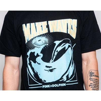 Triko Pink Dolphin Make Waves Black
