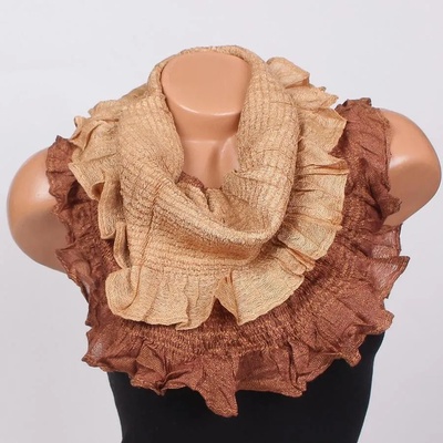 Дамски кръгъл шал в златистокафяво