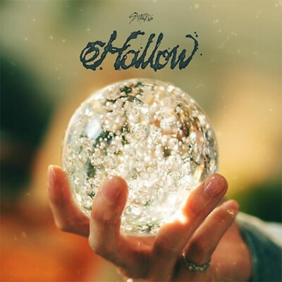 Stray Kids, Hollow, CD
