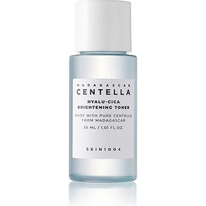 SKIN1004 Тонер за лице със 74% вода от азиатска центела Skin1004 Madagascar Centella HYALU-CICA Brightening toner (SNP261073)