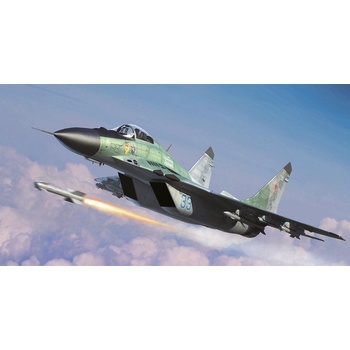 Trumpeter 1/72 МиГ-29 Fulcrum Izdeliye 9.13 (751675)