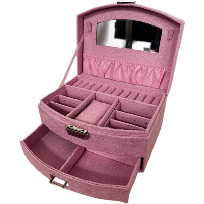 Amparo Miranda Guanya Pink