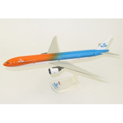PPC HollandBoeing B777-300ER společnost KLM Orange Pride PH-BVA Nizozemí 1:200