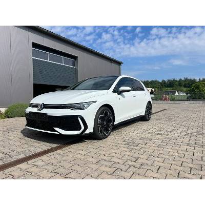Volkswagen Golf 1.5 eTSI DSG R-Line 110 kW