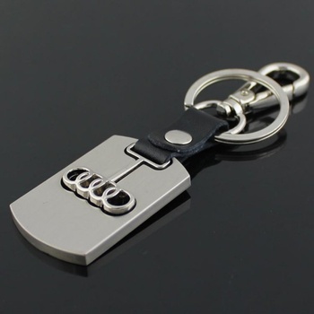 Prívesok na kľúče s logom Audi