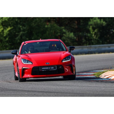 Jízda v Toyotě GR86 na okruhu Autodromu Sosnová