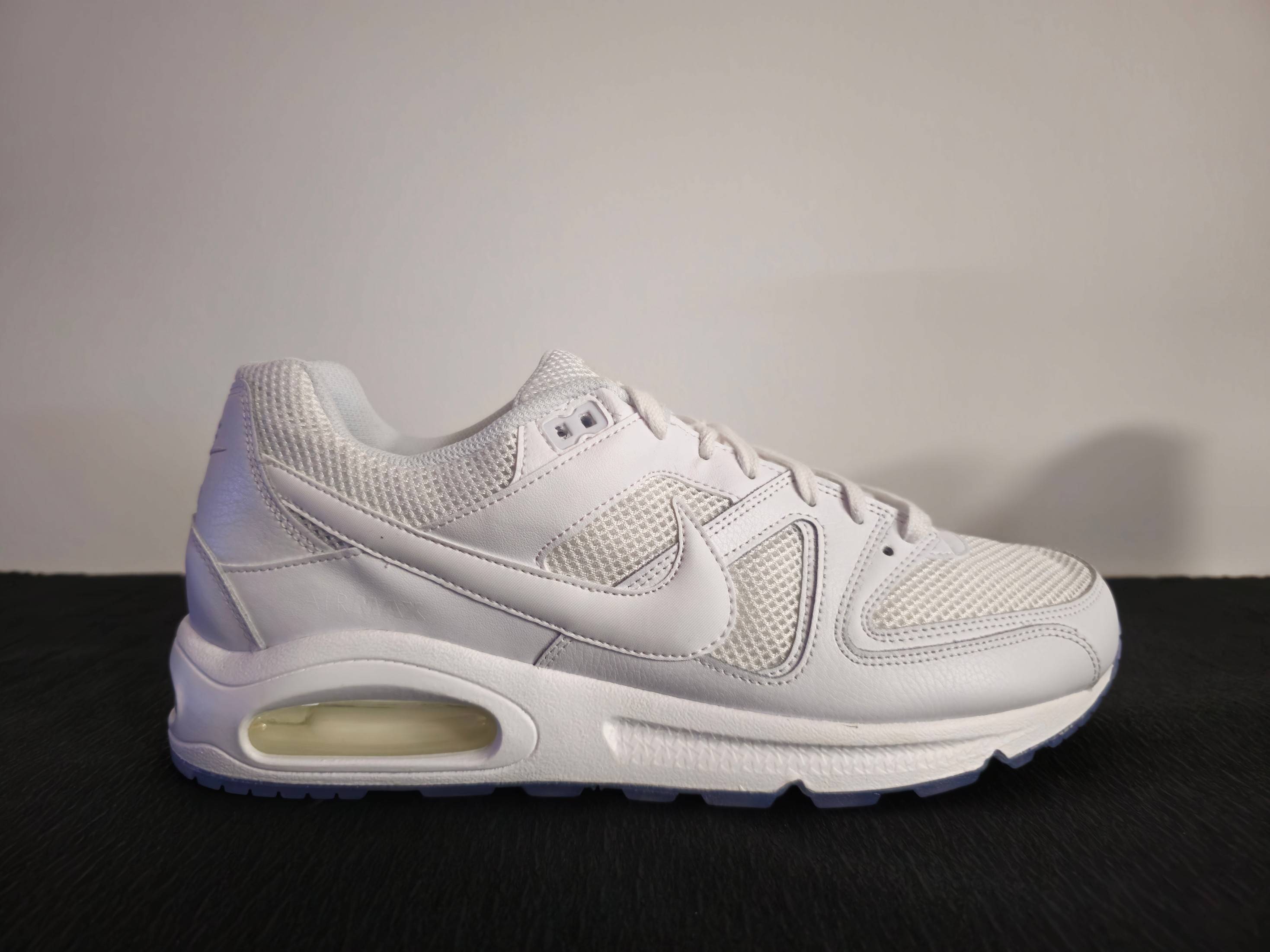 air max command 46