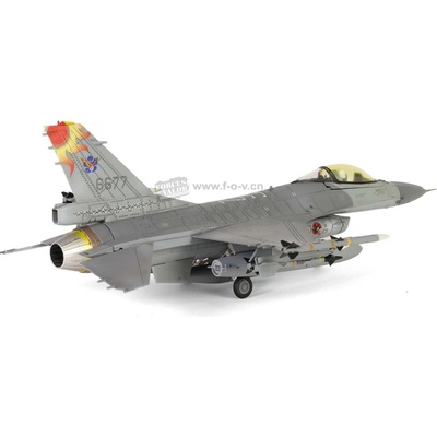 Forces of Valor F-16A Fighting Falcon Block #20 ROCAF 26TH TFG 401ST TFW HUALIAN AB #6677 1:72