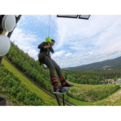 Bungee jumping z televizní věže Harrachov - Doručení e-mailem zdarma a hned