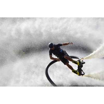 Flyboarding u Prahy