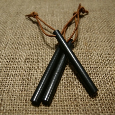 JUBÖ Bushcraft Firesteel Stick čierne